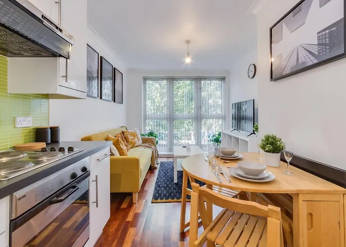 Visit London 1 Bed Flat- Canary Wharf Close To River Thames